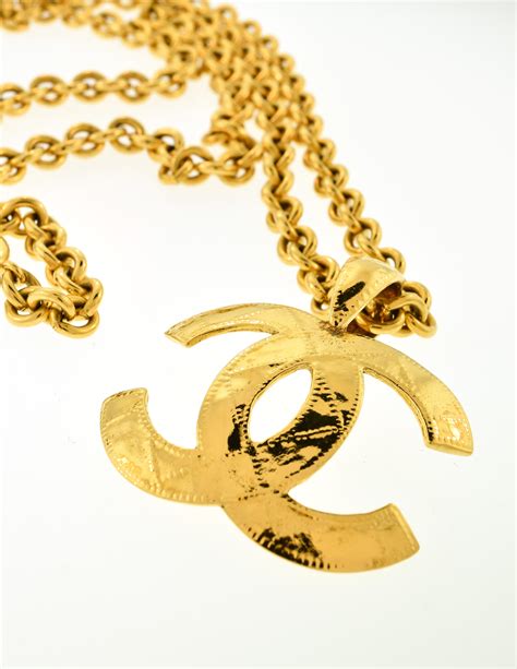 chanel pendant for clothes|vintage Chanel pendant.